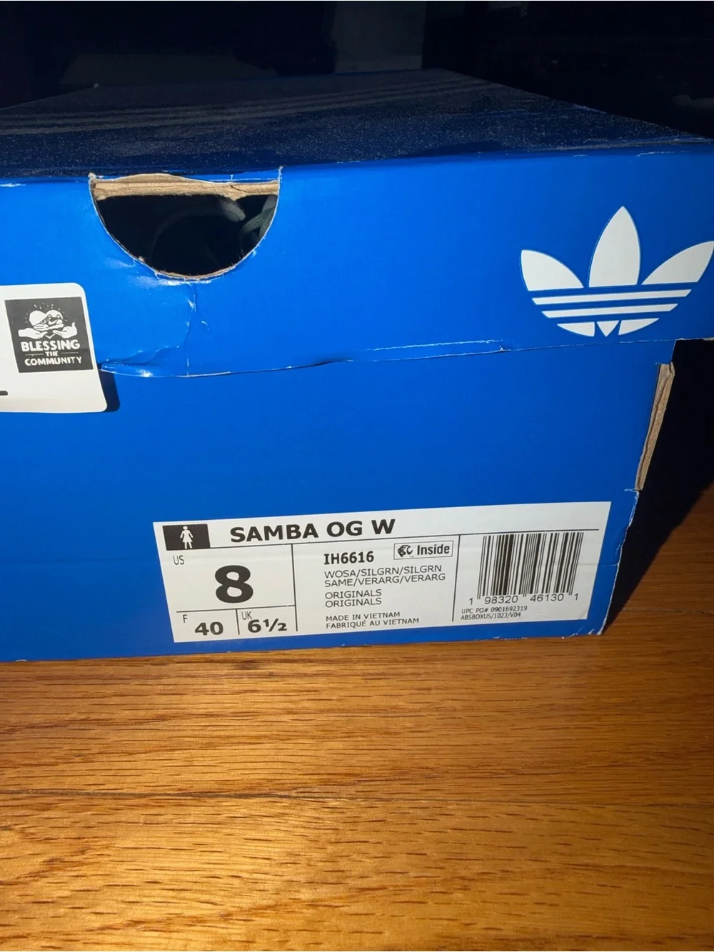NIB adidas Samba Suede Sneakers in Light Sage Womens 8